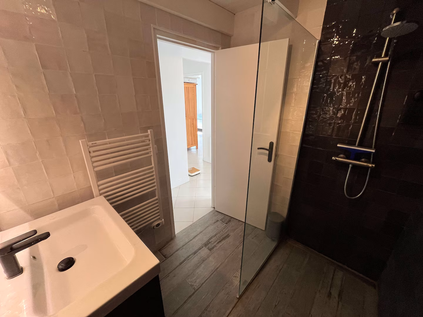 Douche à l'italienne et carrelage design